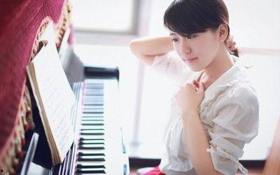 男子成人钢琴视频网站,男子成人钢琴学习之旅