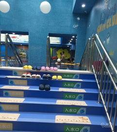 游泳馆成人上课视频,揭秘游泳馆成人课程精彩瞬间